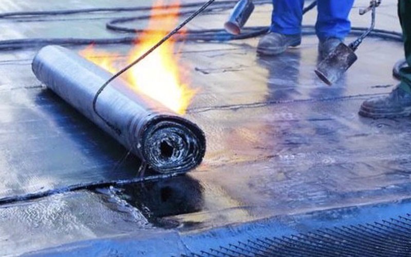 مراحل انجام قیرگونی کف در ساختمان